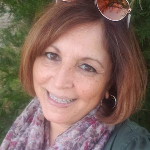 Meet your Posher, Laura